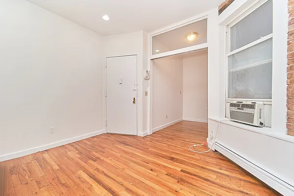 Rented by Living New York | media 13