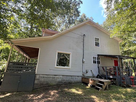 3rd image of 936 Bearden Rd