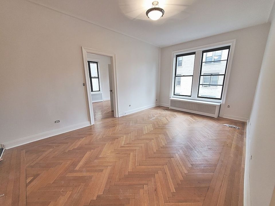 1st image of 680 W End Ave #8EE