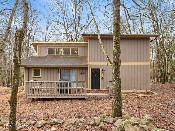 2nd image of 81 Split Rock Rd