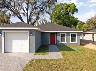 225 E 16th St, Apopka, FL 32703