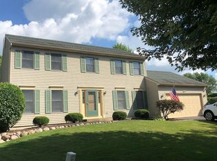 942 Barclay Ct, Batavia, IL 60510