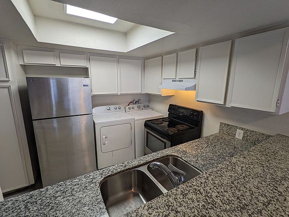 2nd image of 1280 W 24th St APT 21