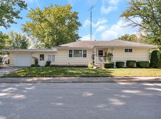 1320 Butler St, Morris, IL 60450
