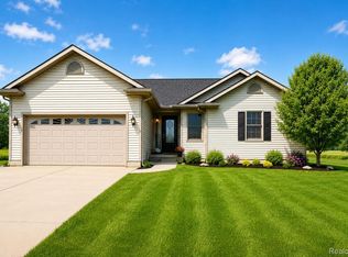 6860 Grand River Rd, Bancroft, MI 48414