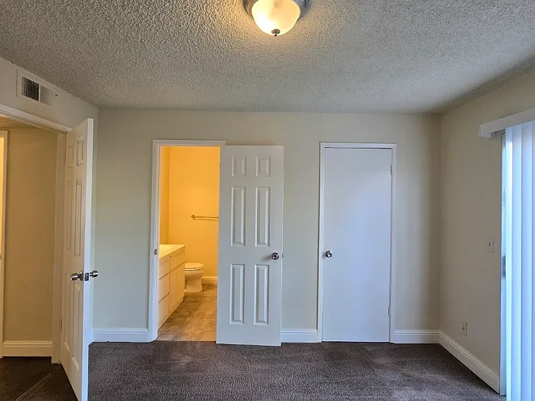 1414 W Clinton Ave #104 — Photo 12