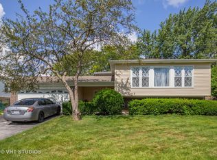 460 Falcon Ridge Way, Bolingbrook, IL 60440