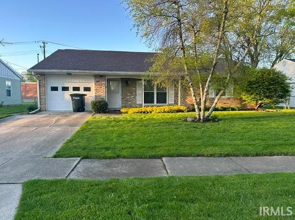 2101 W Sherman Dr, Muncie, IN 47304