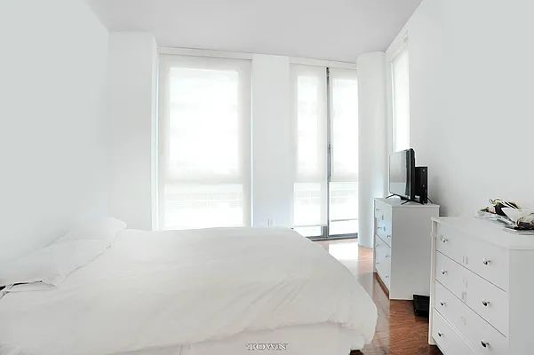 Rented by Town Residential | media 2