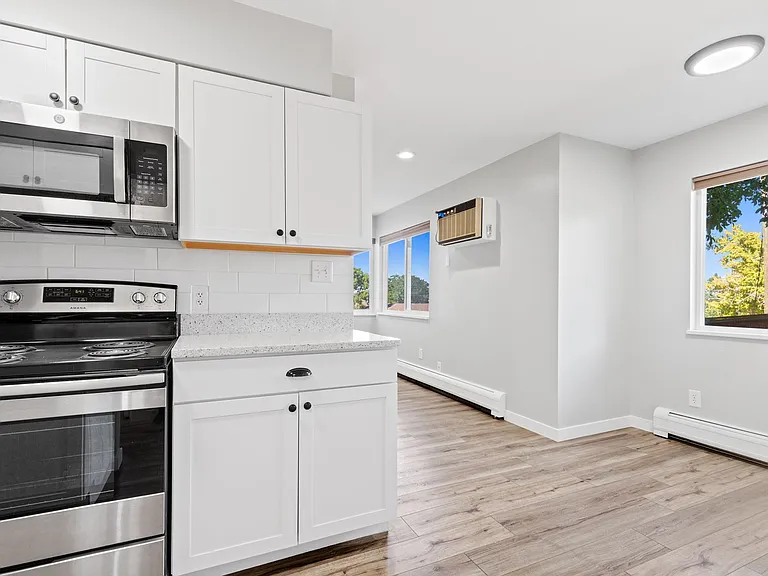 3650 S Cherokee St — Photo 32