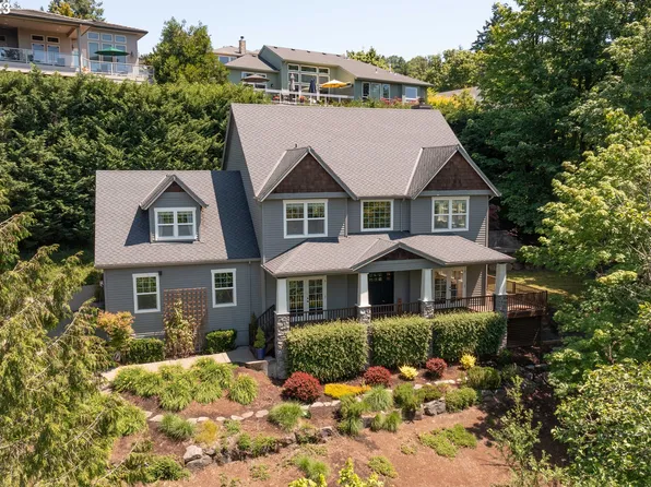 8423 NW Mendenhall St, Portland, OR 97229
