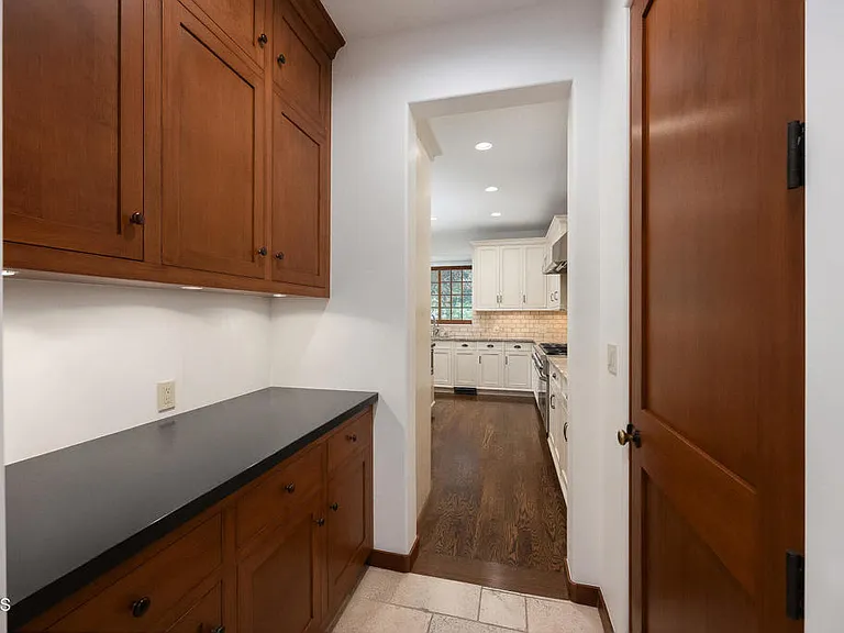 1925 Tondolea Ln — Photo 17