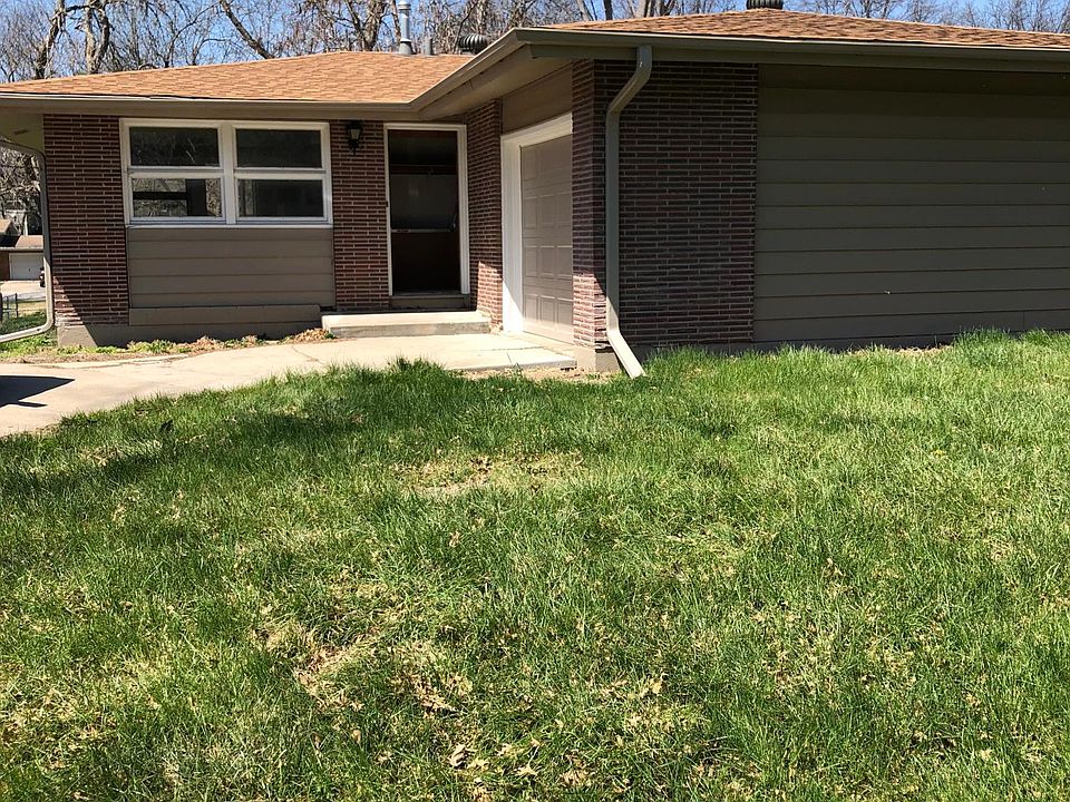1st image of 1135 W Avon Ln