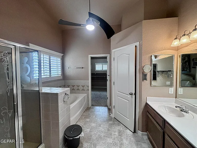 3640 Tierra Calida Dr — Photo 18