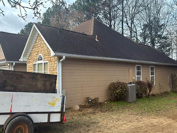 3rd image of 8022 Rockhampton Cir
