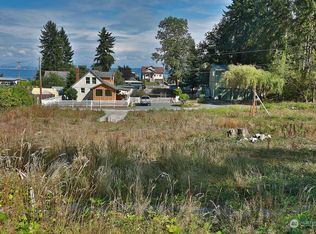 6880 S Helena St, Clinton, WA 98236