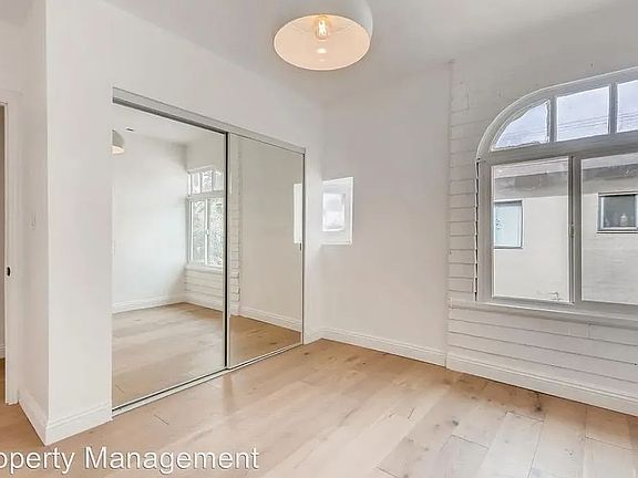 4th image of 49 Thornton Ave #4