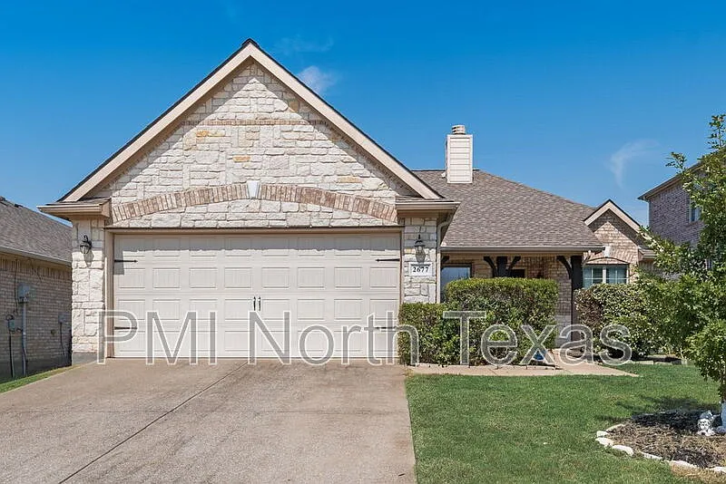 3 bed, 2.0 bath, 1571 sqft, $2,095 — Photo 4