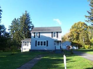 1852 Middle Rd, Oneida, NY 13421