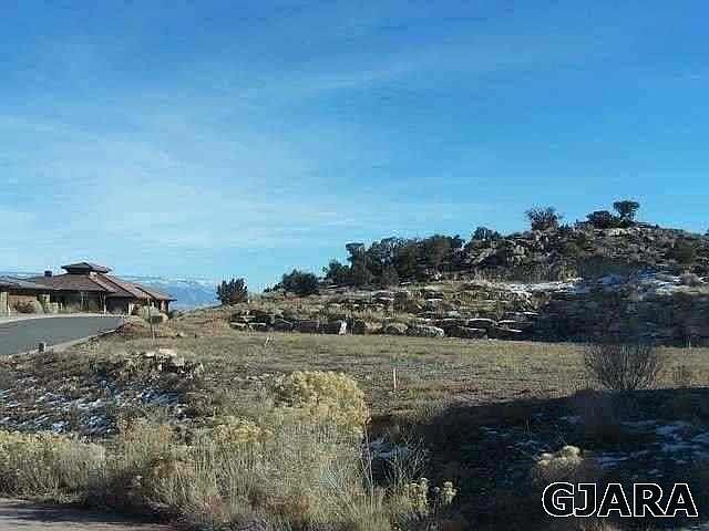 1st image of 329 Iron Horse Ct