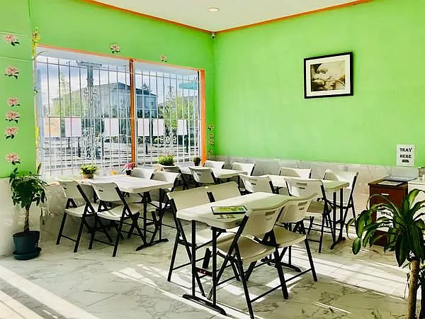 7000 N Interstate Ave — Photo 1