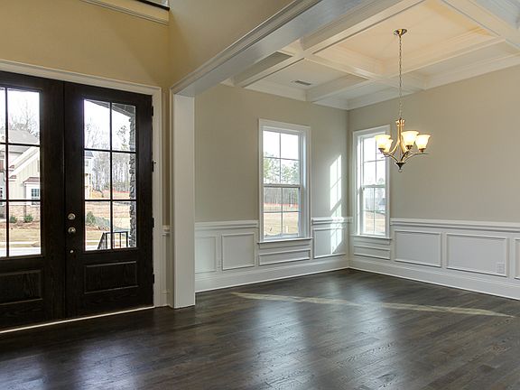 Formal Dining