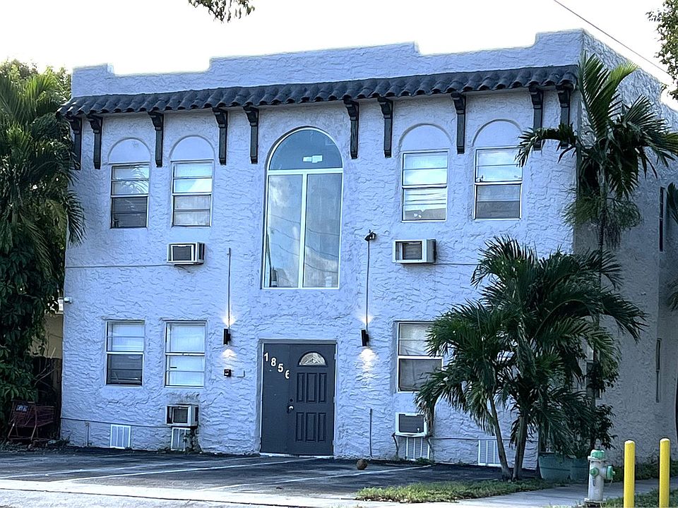 Building Photo 4