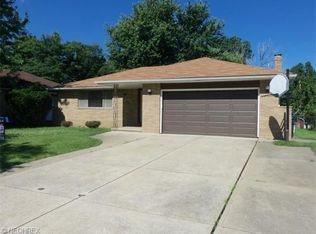 2278 Augustine Dr, Parma, OH