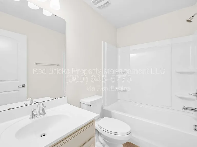 2207 Restina Dr — Photo 26