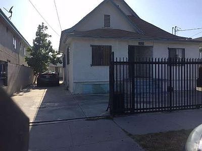 2nd image of 1229 S Catalina St