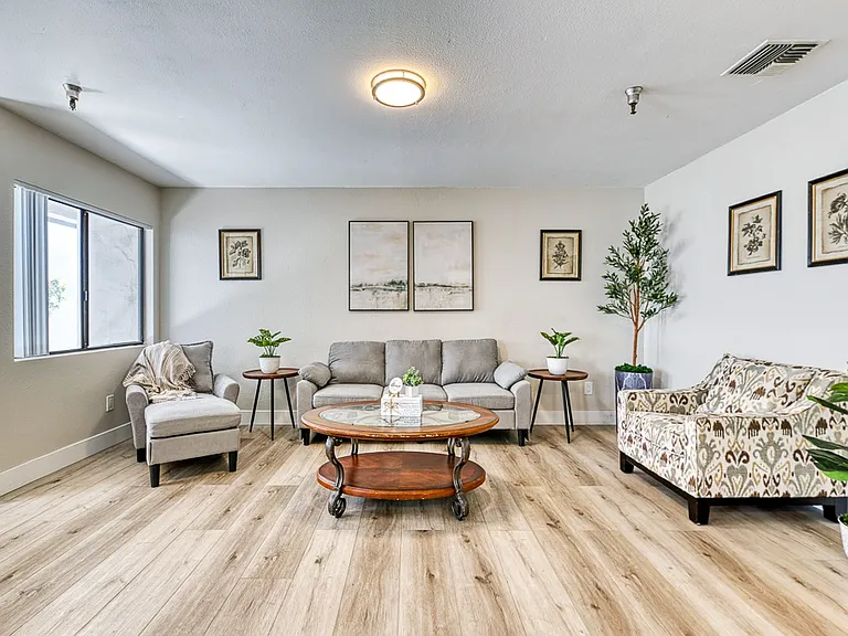 Altura Villas - 55+ Senior Apartments — Photo 12
