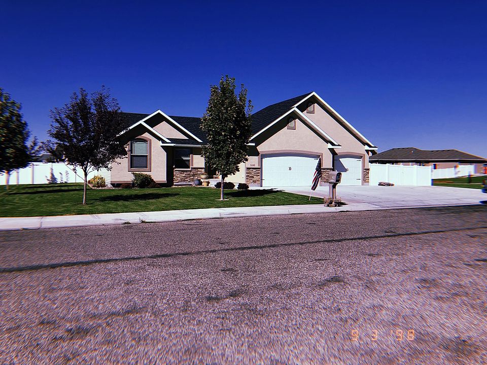 1st image of 3285 E Ringneck Dr