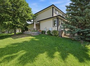 15 Silver Springs Way NW #18, Airdrie, AB T4B2W1