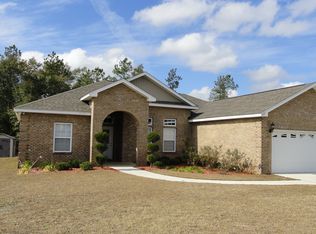 332 Sand Pine Cir, Midway, FL 32343