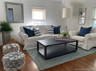 1004 Reef Rd, Fairfield, CT 06824