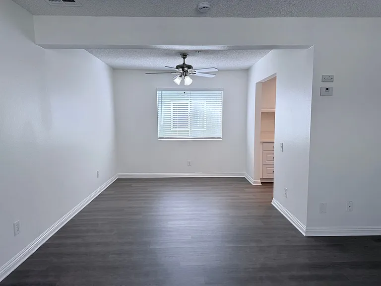1163 W Badillo St — Photo 7