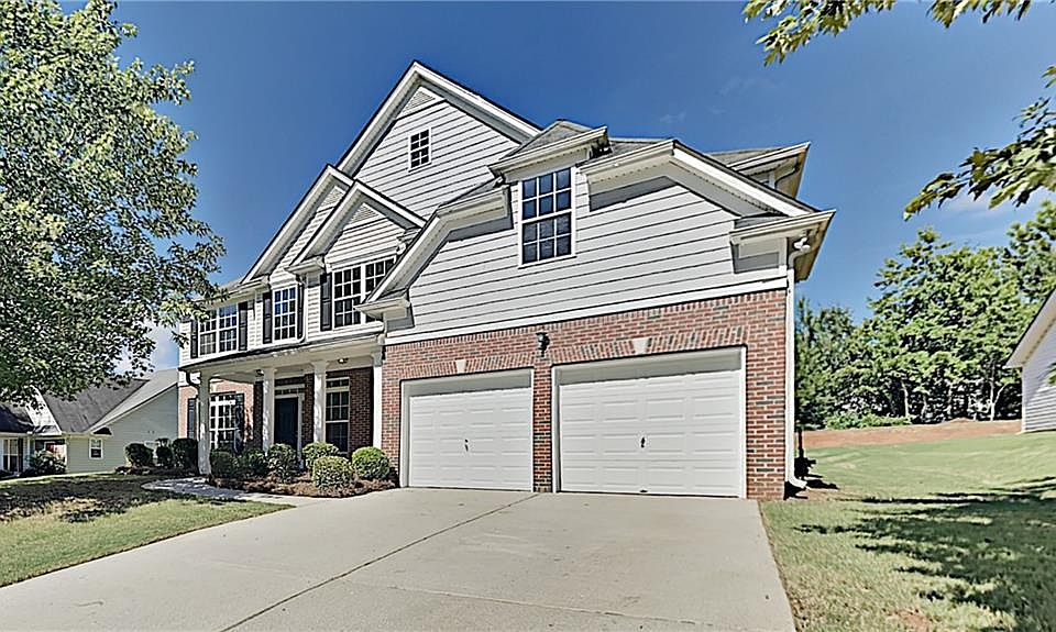 1st image of 145 Meadowbrook Ct