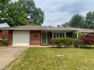 70 Catalpa Dr, Springboro, OH 45066