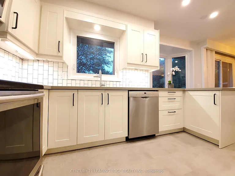 45 Bayview Dr — Photo 8