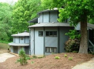 518 Lake Club Cir, Lavonia, GA 30553