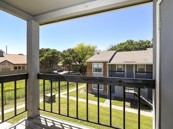 Riverstone Apartments