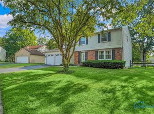 2262 Kingston Dr, Maumee, OH 43537
