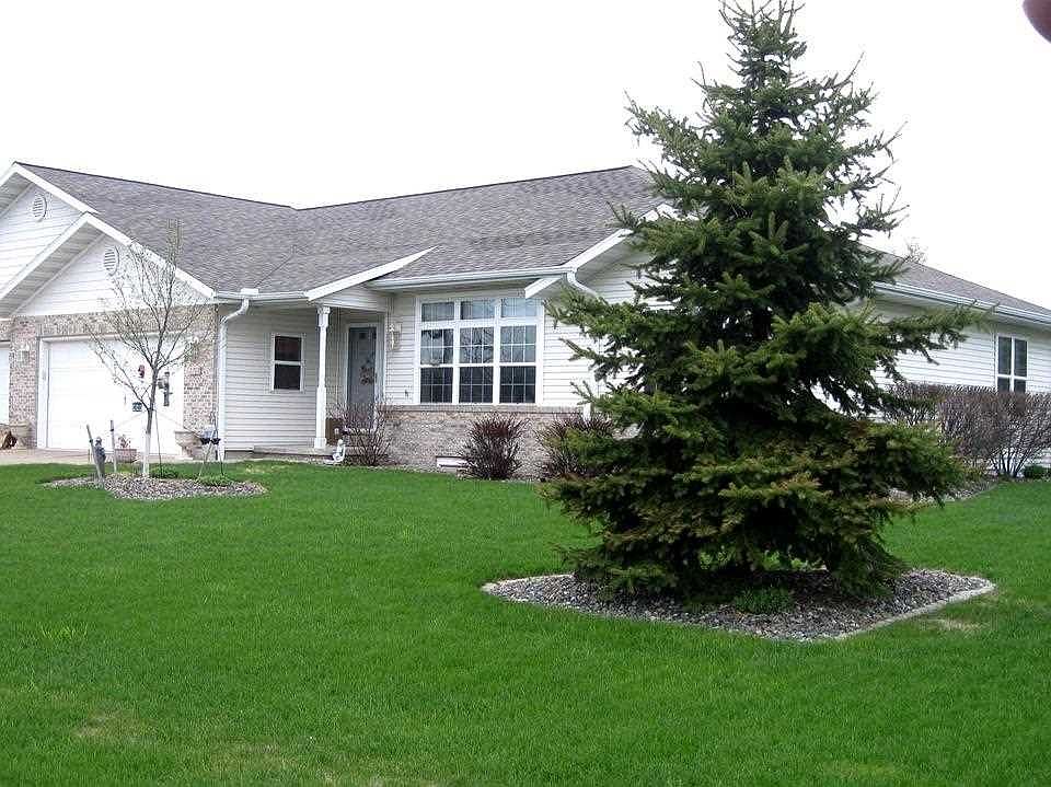 1st image of 2708 W Wausau Ave