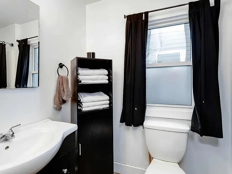 310 S Elmwood Ave — Photo 8