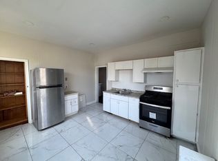 1064 Franklin St, Trenton, NJ 08610