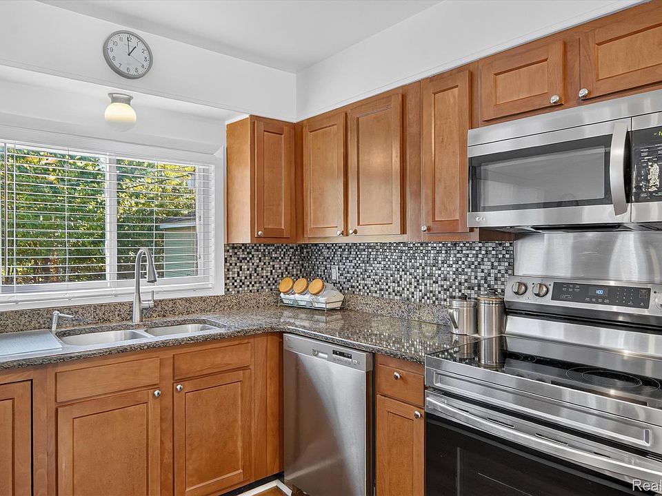29936 Westbrook Pkwy, photo 18