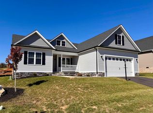 201 Spring Run Ln, Waynesboro, VA 22980