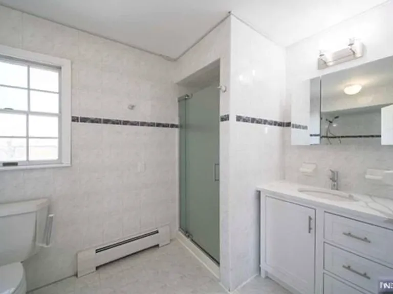 830 Elizabeth St #2 — Photo 11