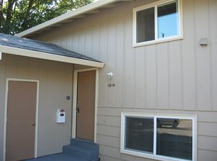 1816 SE Clatsop St, Portland, OR 97202