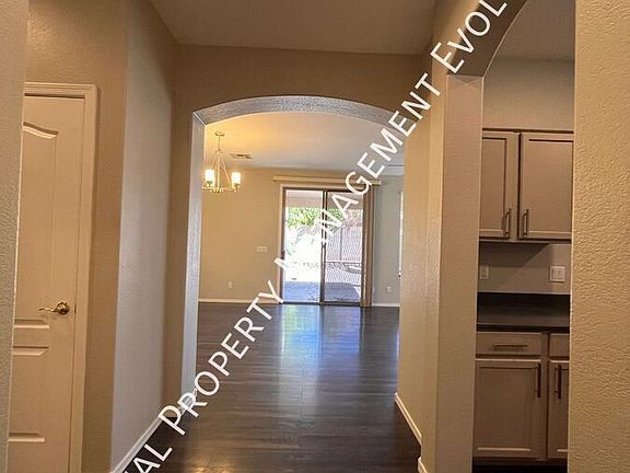 3rd image of 9162 W Irma Ln